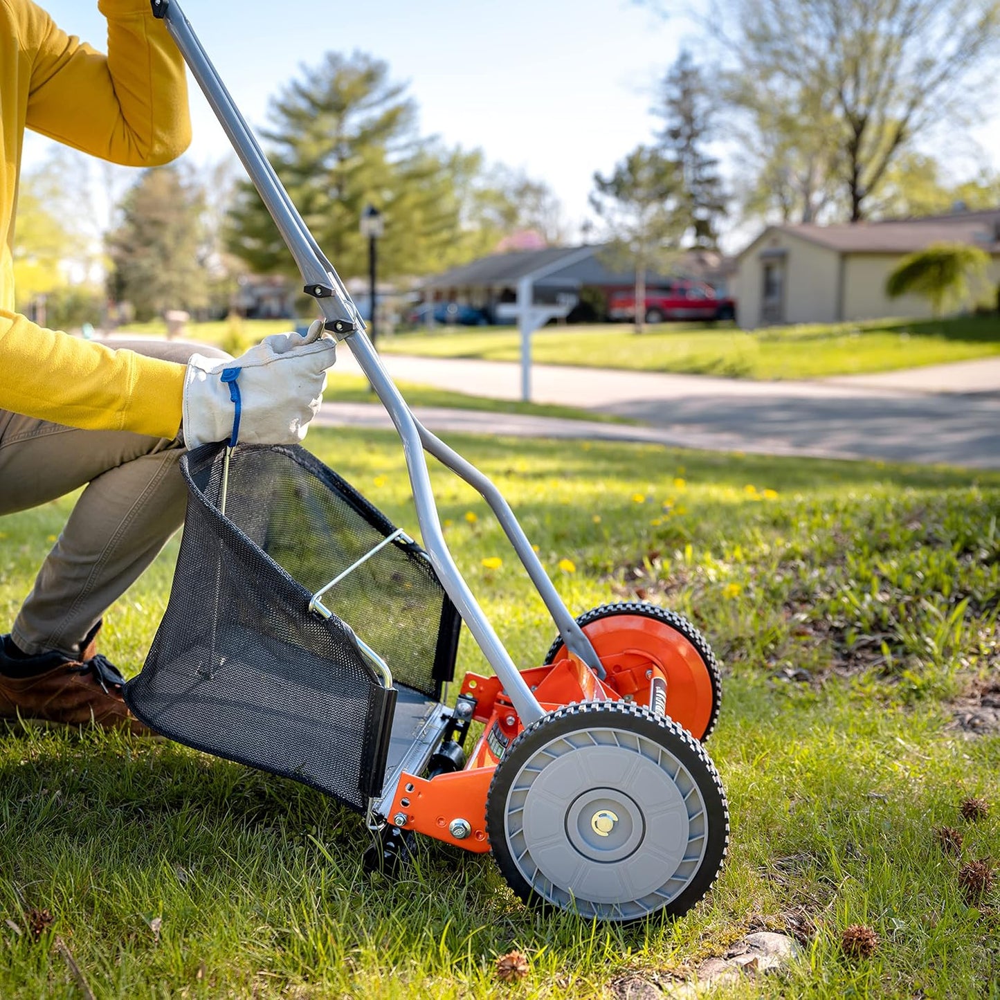4-blade helical manual lawnmower collection bag